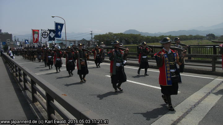 Yonezawa, Uesugi Matsuri: Böllerschützen
