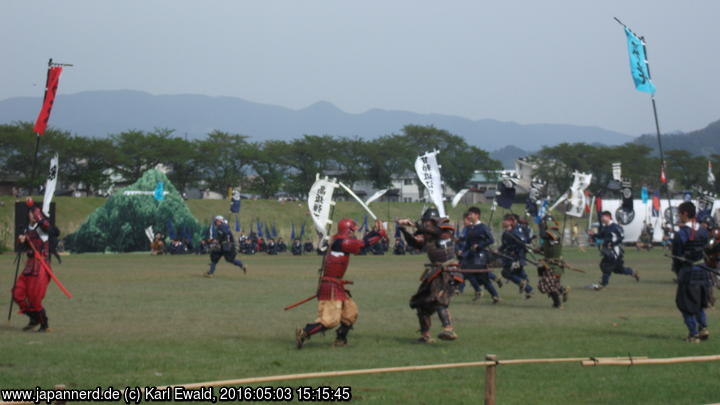 Yonezawa, Uesugi Matsuri: Generäle in Zweikampf
