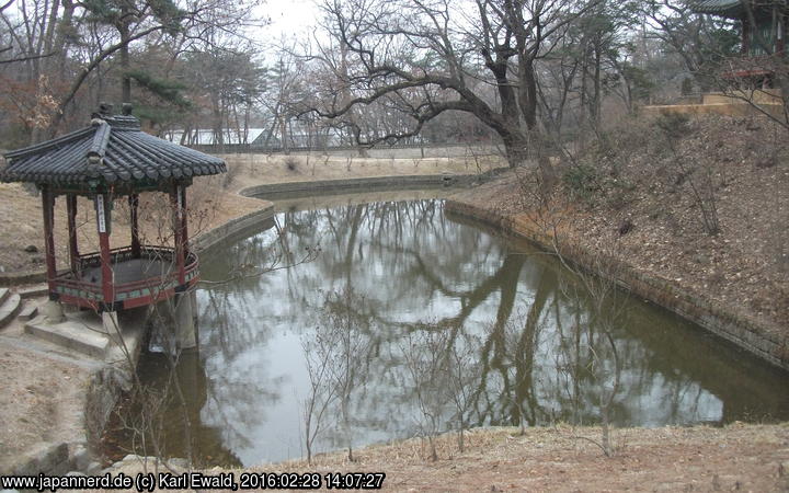 Klick für Großformat Seoul, Changdeokgung: Secret Garden, fächerförmiger Pavillion Gwallamjeong