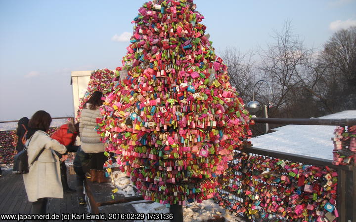 Seoul, Namsan beim Gipfel, Lovelocks überall!
