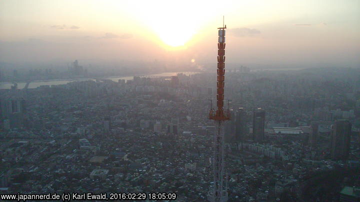 Seoul, Namsan, Blick vom N Seoul Tower: Sonnenuntergang
