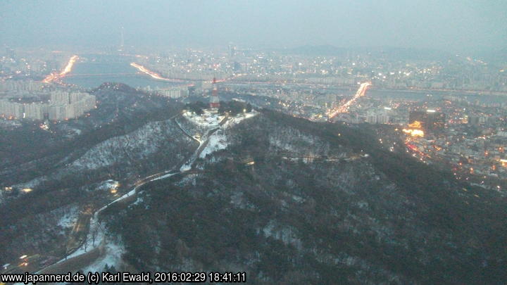 Seoul, Namsan, Blick vom N Seoul Tower bei Dämmerung
