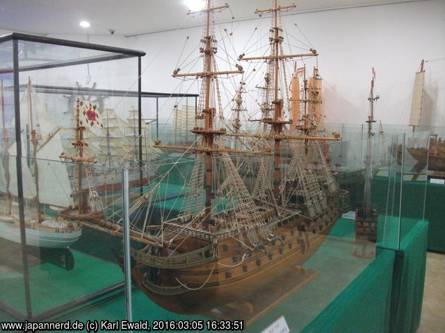 Busan Tower, Modellschiffausstellung: Mirage (Frankreich 17.Jh.)
