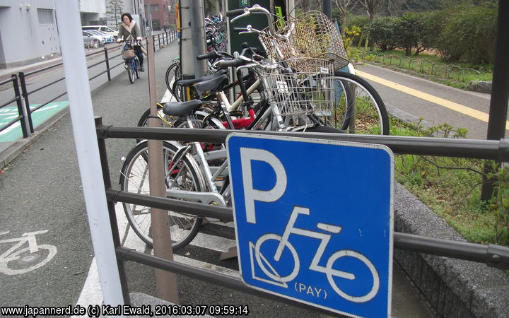 Fukuoka: gebührenpflichtige Fahrradstellplätze
