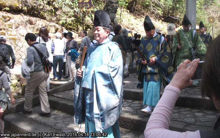 Takayama Spring Matsuri: Mikoshi-Prozession: wichtige Männer
