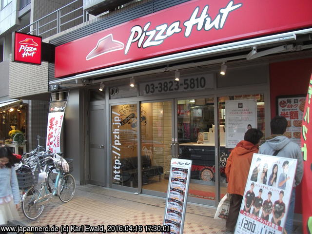 Tokyo Nezu, ein Pizza Hut
