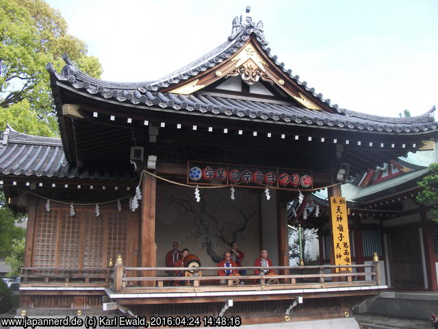 Tokyo, Kameido: Musiker am Kameido-Tenjin-Schrein
